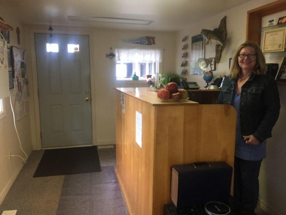 Twin Peaks Motel Napanee Εξωτερικό φωτογραφία
